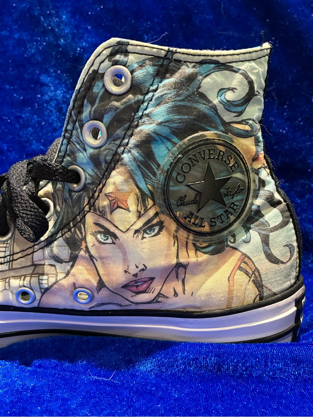 Converse x DC Wonder Woman High-Top Sneakers in Black, Teal, Cream Graphic Print